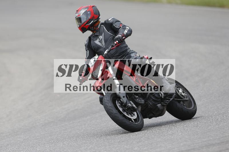 /25 17.07.2026  Cornu Master School ADR/gruen-vert/32